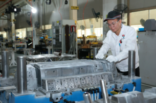 เทคโนโลยีสำคัญสำหรับความสำเร็จในการพิจารณาคดีครั้งแรกในการตายแบบก้าวหน้าสำหรับชิ้นส่วนโลหะเครื่องใช้ในบ้านขนาดใหญ่