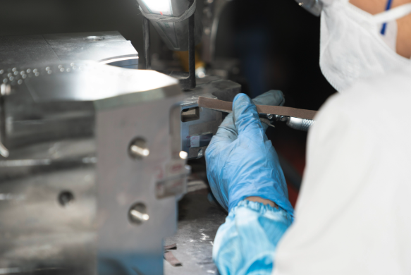 แรงดึงเทียบกับความแข็งแรงของผลผลิตทำความเข้าใจพื้นฐาน